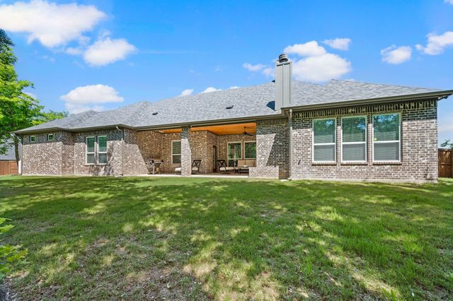 200 Clayton Xing, Springtown, TX 76082