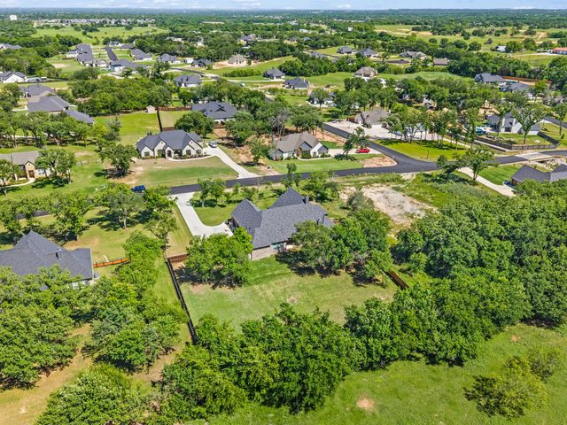 200 Clayton Xing, Springtown, TX 76082