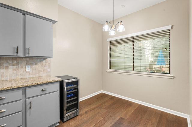 1556 Prairie Grove Drive, Houston, TX 77077