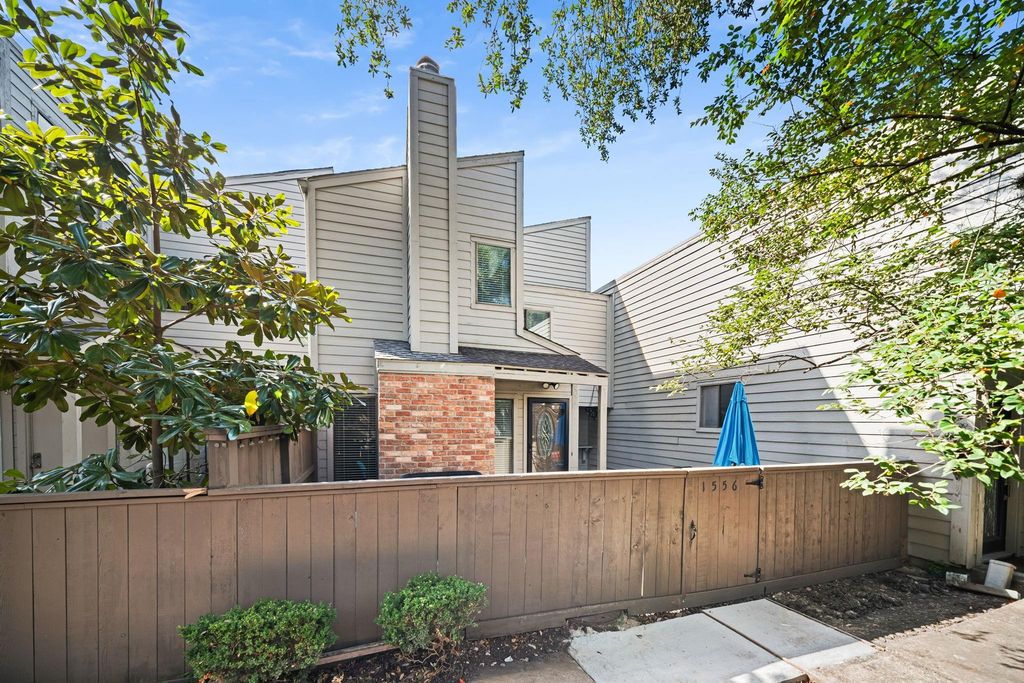 1556 Prairie Grove Drive, Houston, TX 77077
