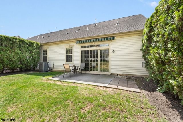 579 EDWARD ST., Lopatcong Twp., NJ 08865