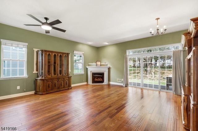 579 EDWARD ST., Lopatcong Twp., NJ 08865
