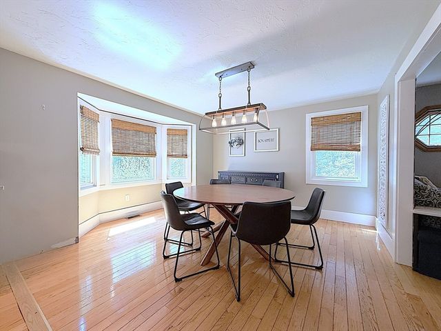 23 Bellstone Dr, Bellingham, MA 02019