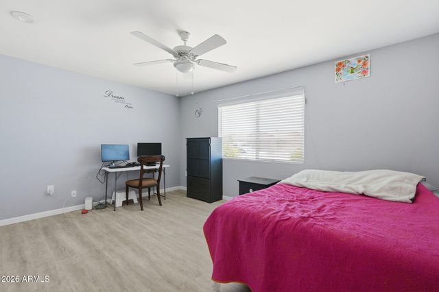 10734 W Saratoga Circle, Sun City, AZ 85351