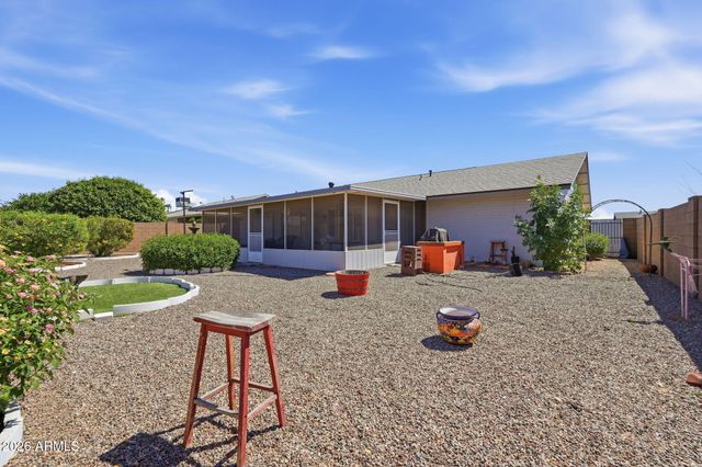 10734 W Saratoga Circle, Sun City, AZ 85351