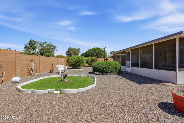 10734 W Saratoga Circle, Sun City, AZ 85351