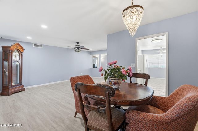 10734 W Saratoga Circle, Sun City, AZ 85351