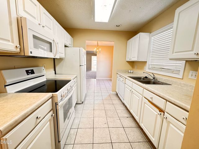 11230 Centway Park Drive 100, Raleigh, NC 27617