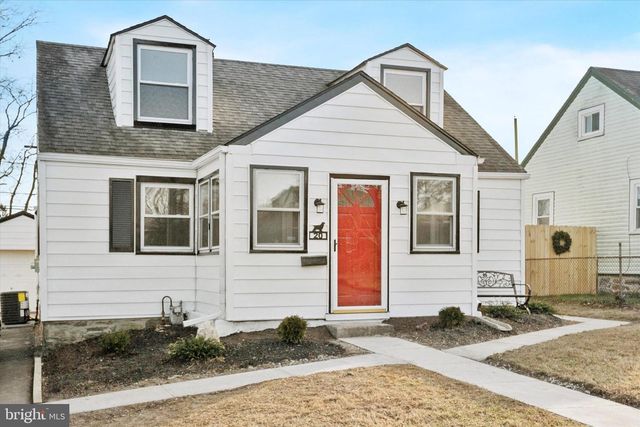 20 NEELD LN, Aston, PA 19014