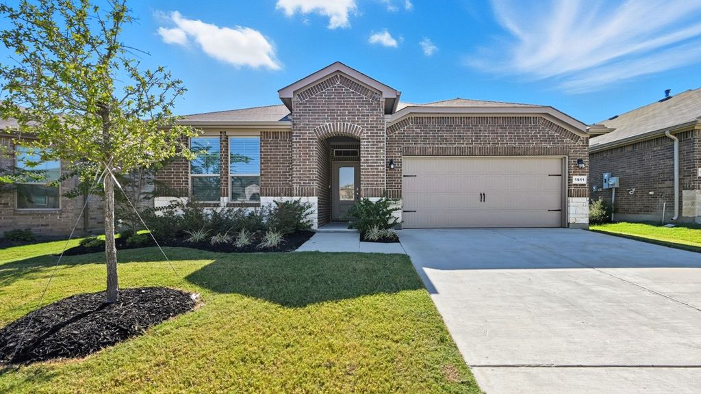 15032 KOROB Drive, Fort Worth, TX 76008