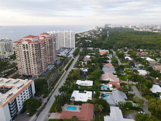 2033 NE 33rd Ave 3, Fort Lauderdale, FL 33305
