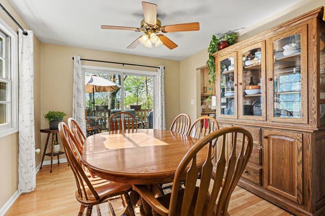 1422 Maplewood Drive, Jenison, MI 49428