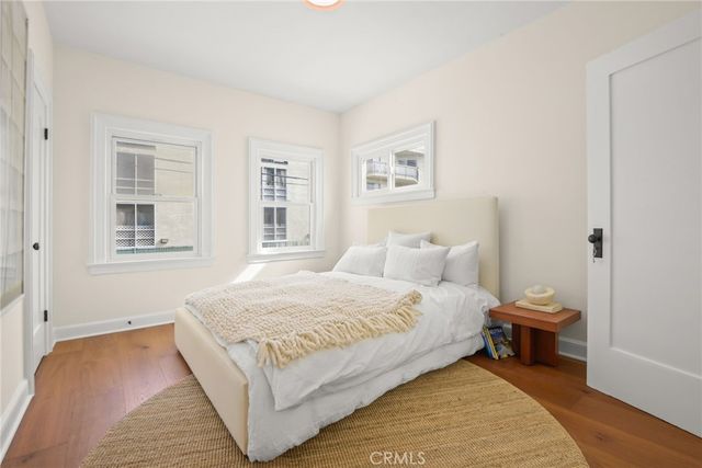 326 S Kingsley, Los Angeles, CA 90020