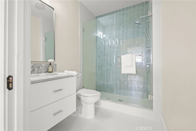 326 S Kingsley, Los Angeles, CA 90020
