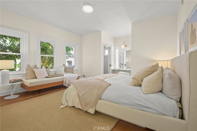 326 S Kingsley, Los Angeles, CA 90020