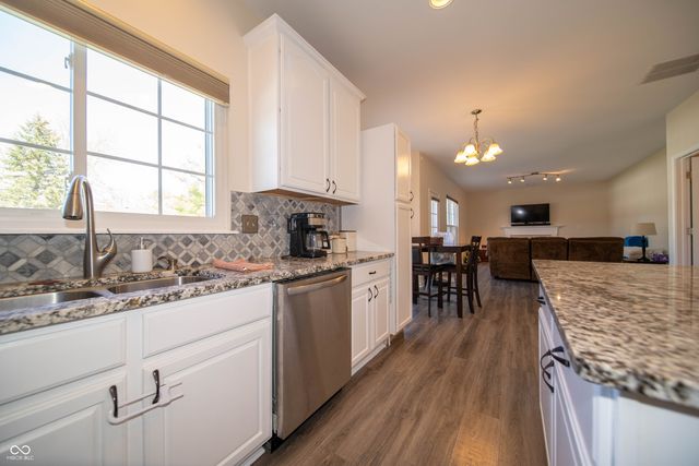 10113 Parkshore Drive, Fishers, IN 46038