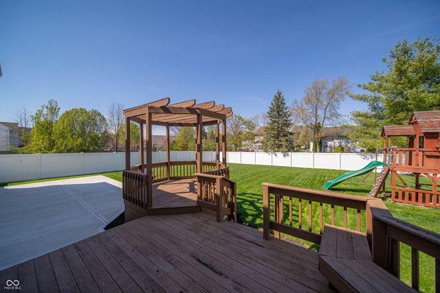 10113 Parkshore Drive, Fishers, IN 46038