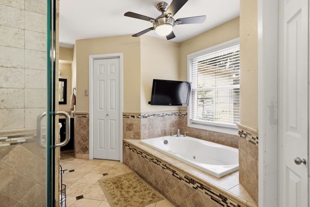 1816 Northwood Court, Longview, TX 75605
