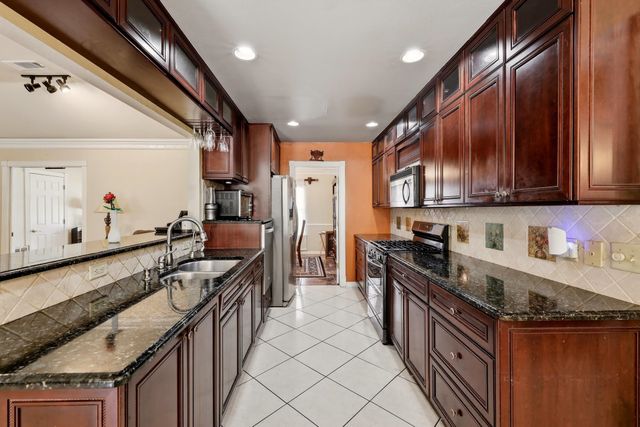 1816 Northwood Court, Longview, TX 75605