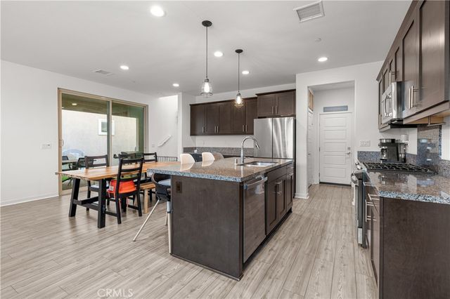 13895 Bell Way, Fontana, CA 92336