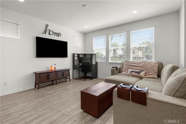 13895 Bell Way, Fontana, CA 92336