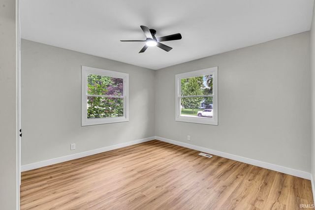 1356 Hampshire Drive, South Bend, IN 46614