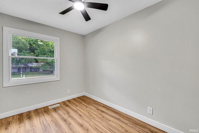 1356 Hampshire Drive, South Bend, IN 46614
