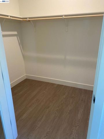 619 Heathridge Street, Manteca, CA 95336