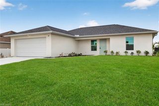 105 NW 9th TER, Cape Coral, FL 33993