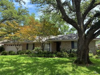 7317 Camelback Drive, Shreveport, LA 71105