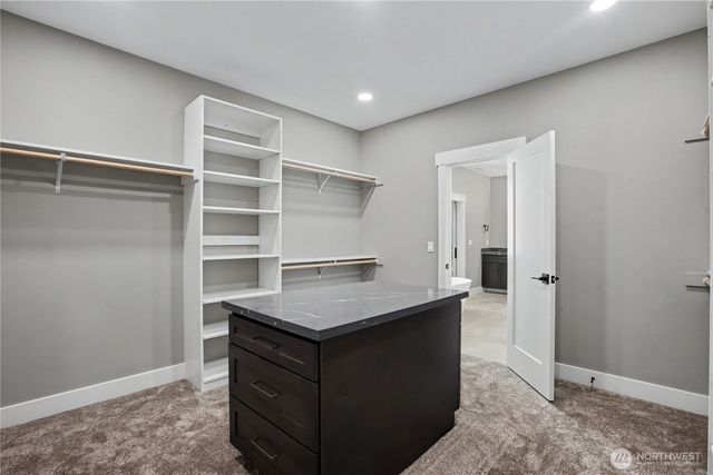8805 Steamboat Island Road NW, Olympia, WA 98502