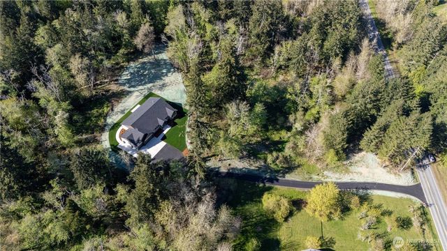 8805 Steamboat Island Road NW, Olympia, WA 98502