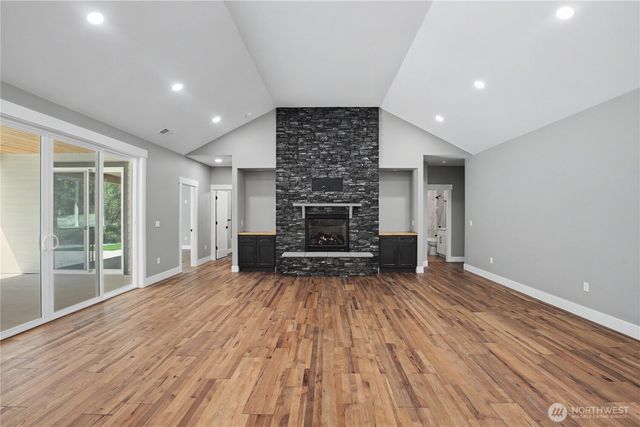 8805 Steamboat Island Road NW, Olympia, WA 98502