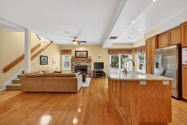 111 Hingham Squ, Folsom, CA 95630