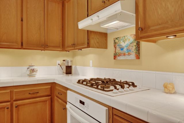 111 Hingham Squ, Folsom, CA 95630