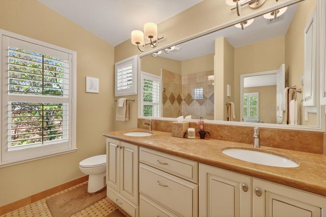 111 Hingham Squ, Folsom, CA 95630