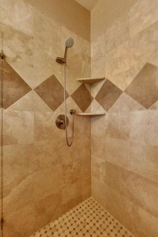 111 Hingham Squ, Folsom, CA 95630