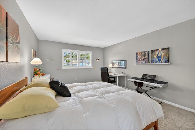 111 Hingham Squ, Folsom, CA 95630