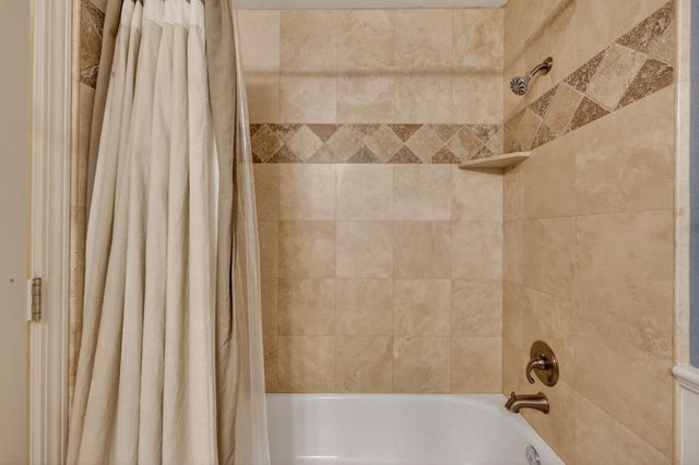 111 Hingham Squ, Folsom, CA 95630