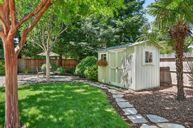 111 Hingham Squ, Folsom, CA 95630