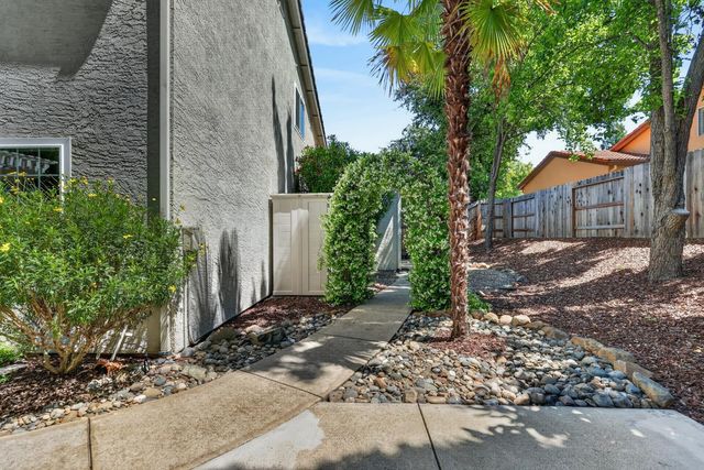 111 Hingham Squ, Folsom, CA 95630