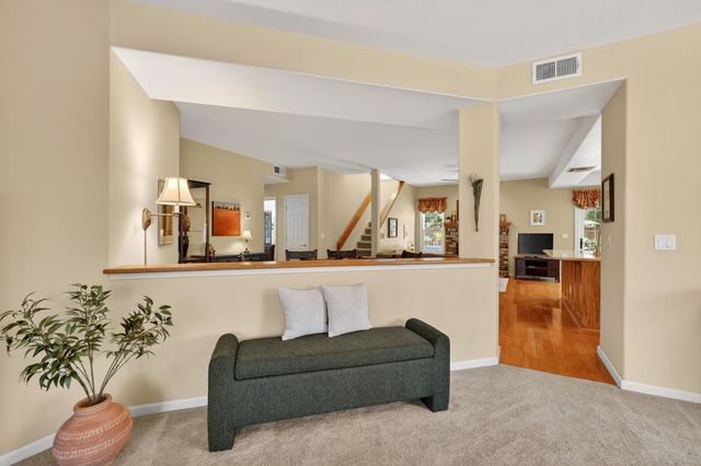 111 Hingham Squ, Folsom, CA 95630