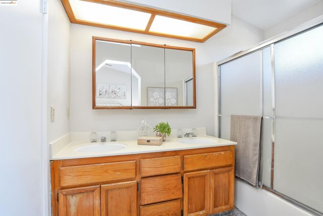 315 Helena Ct, Oakley, CA 94561