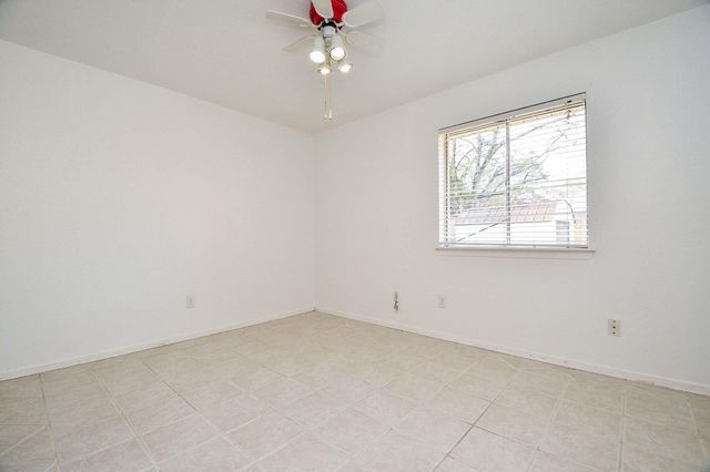 13730 Shirebrook Drive, Sugar Land, TX 77498