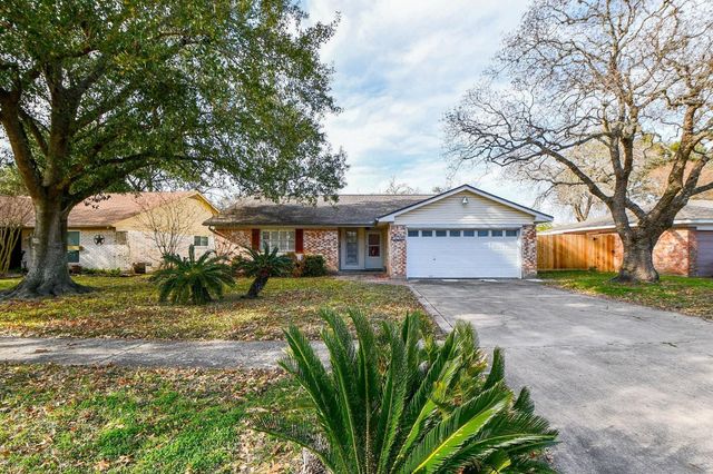 13730 Shirebrook Drive, Sugar Land, TX 77498