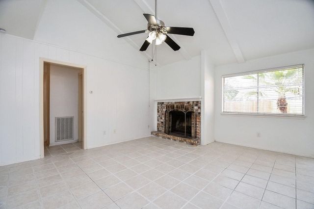 13730 Shirebrook Drive, Sugar Land, TX 77498