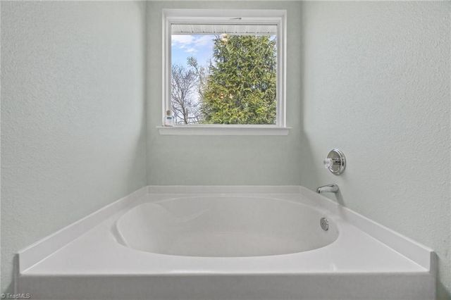 752 Celtic Crossing Drive, High Point, NC 27265