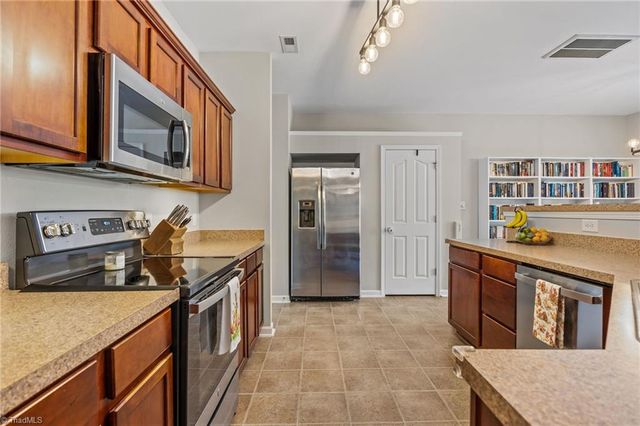 752 Celtic Crossing Drive, High Point, NC 27265