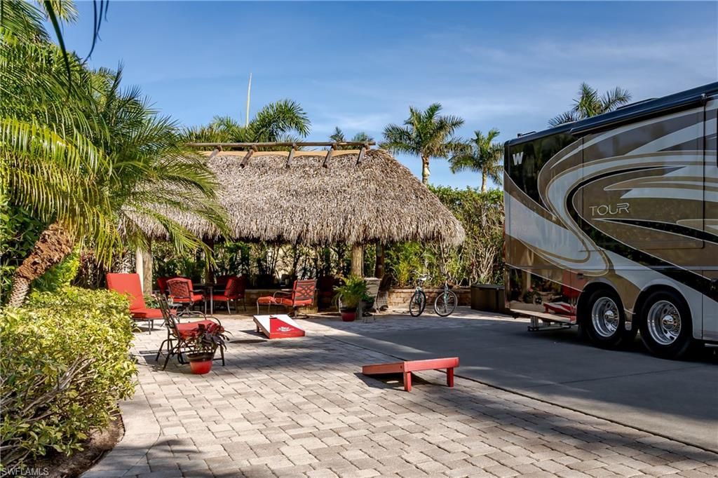 13606 Snapper LN, NAPLES, FL 34114 — exterior