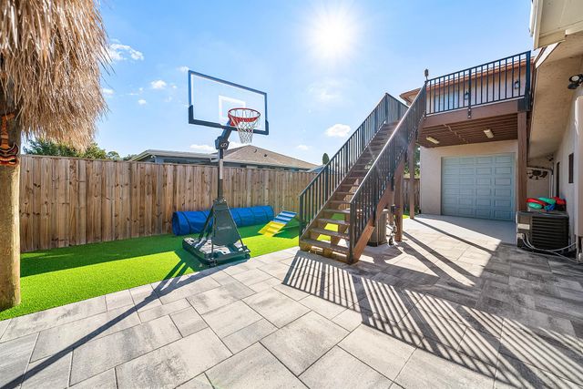 74 W Palmetto Road, Lake Worth, FL 33467